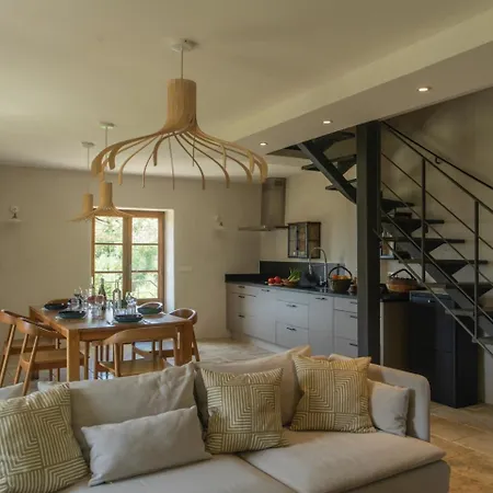 Вилла Proche Avec Piscine Pigna