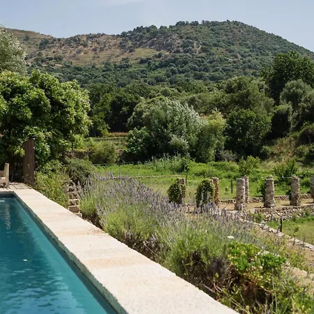 Villa Proche Avec Piscine *